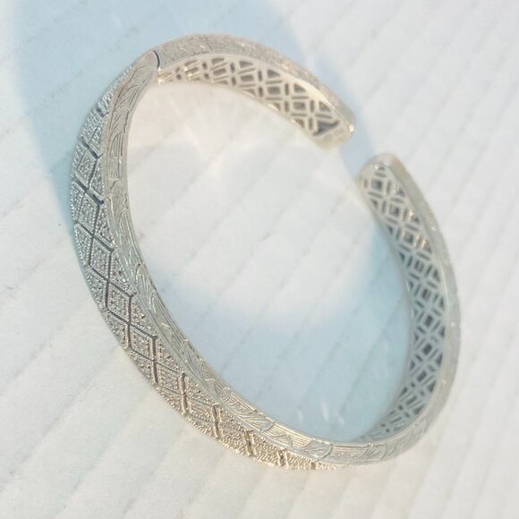 Beautiful Vintage Sterling Silver Geometric Cuff – Marked ISP 925 China - Picture 8 of 14